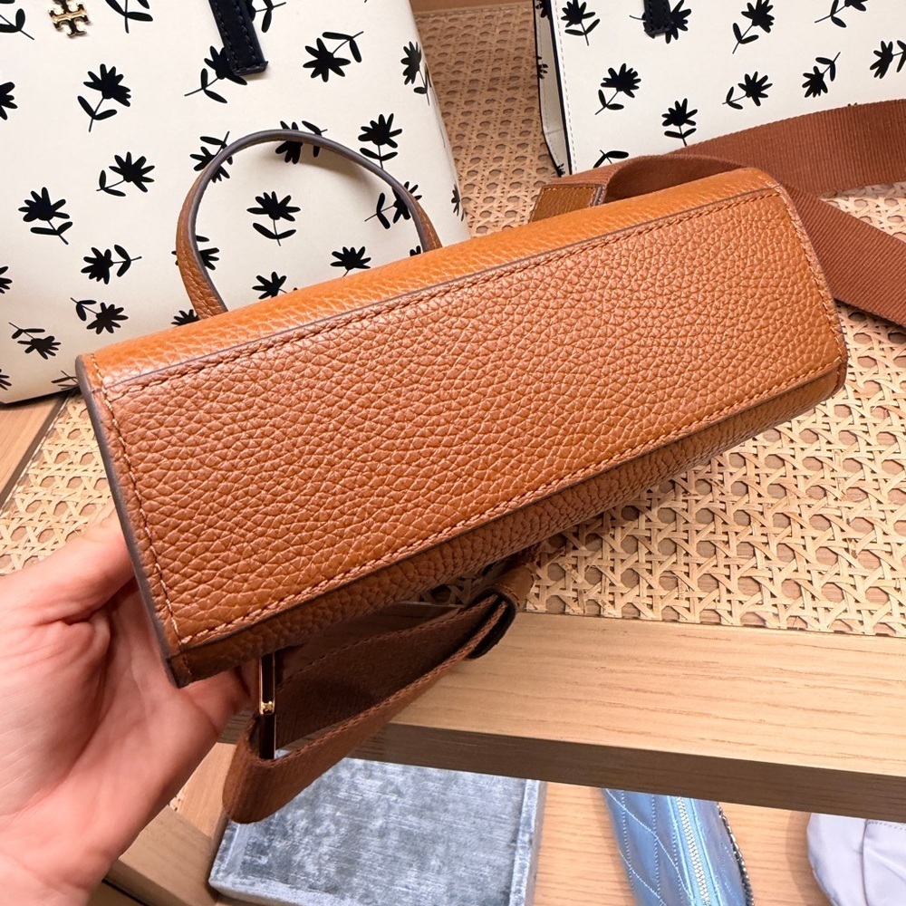 NWT！NEW! Tory Burch Blake Pebbled Leather Mini Top Handle Tote Crossbody-Tan - Picture 6 of 7